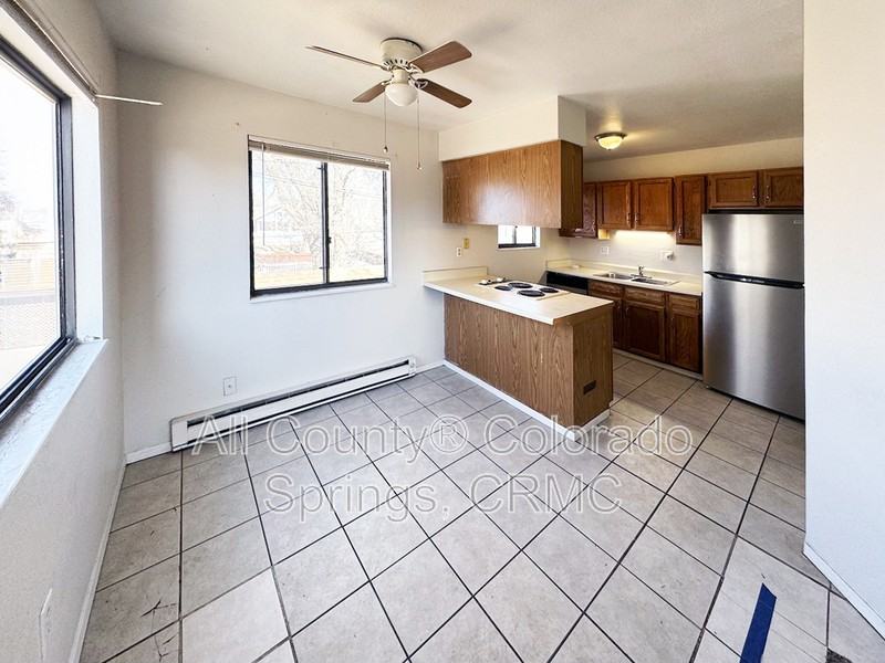 2232 N Weber St #E - Photo 3 of 18
