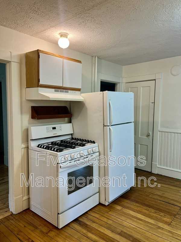 18 Hayward St #20 - Photo 4 of 27