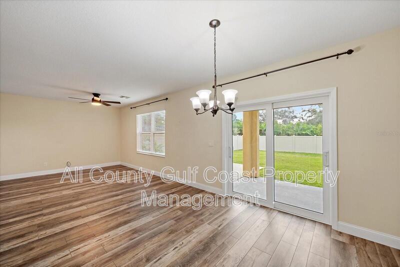 4861 Silver Topaz St - Photo 5 of 19