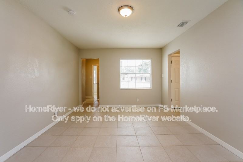 4407 Pompano Dr - Photo 3 of 21