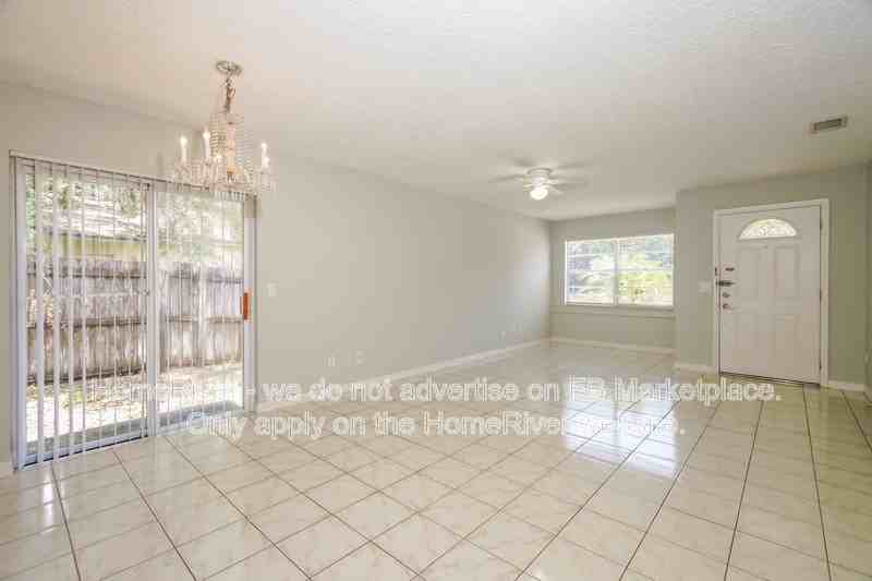 1323 Mill Creek Pl - Photo 4 of 22