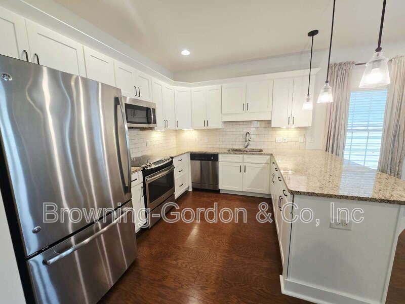 4017 Elkins Aly - Photo 5 of 25