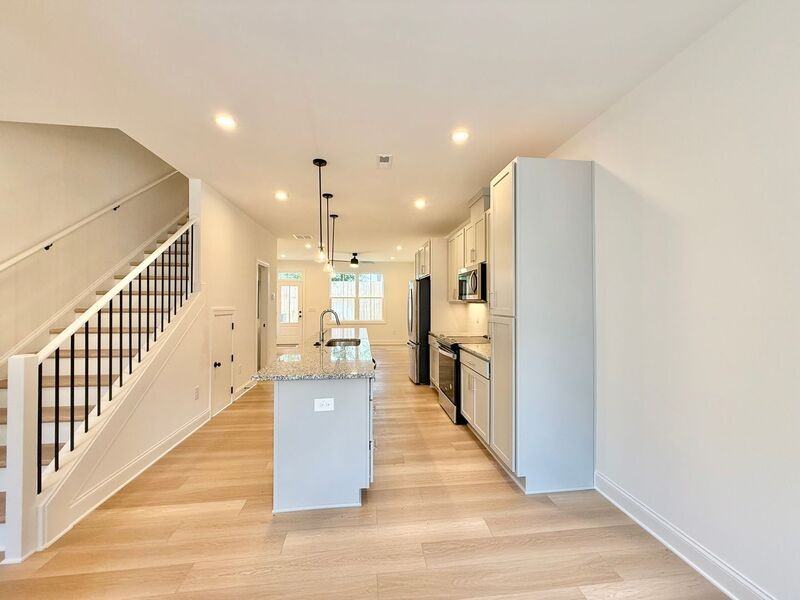 4811 Gossamer Ln #103 - Photo 5 of 28