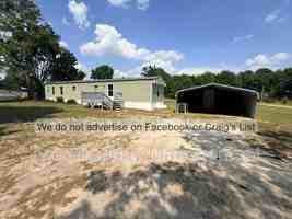 featured image of 7136 Lee Ave