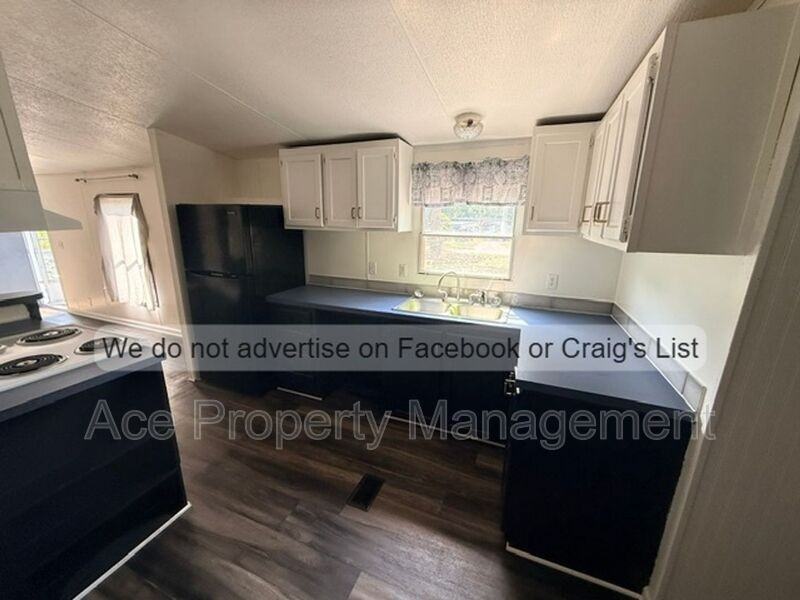 7136 Lee Ave - Photo 3 of 11