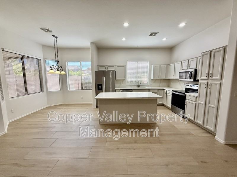 6889 W Paso Trl - Photo 2 of 22