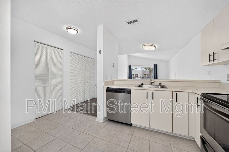2512 Woodgate Blvd #203 - Photo 6 of 24