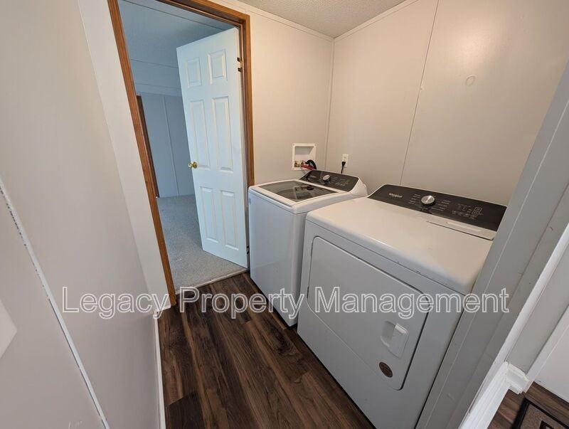 5405 Swepsonville Saxapahaw Rd - Photo 6 of 12