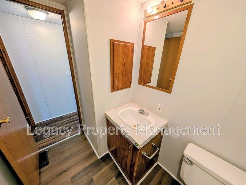 5405 Swepsonville Saxapahaw Rd - Photo 7 of 12