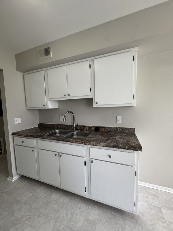 11335 Old Goddard Rd - Photo 3 of 14