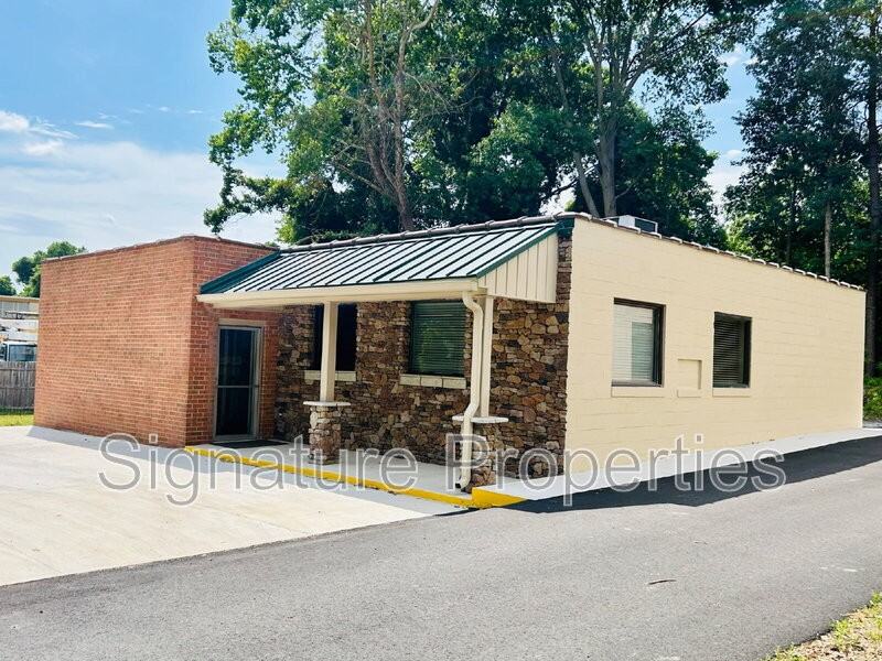 1821 Seymour Dr - Photo 2 of 30