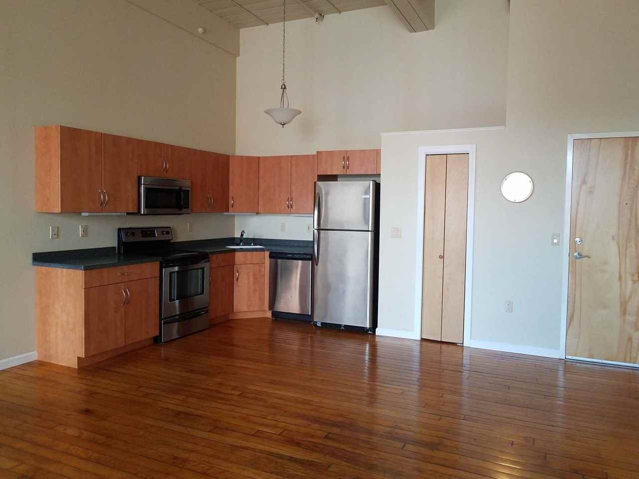 Lofts at Wamsutta Place - Photo 6 of 46