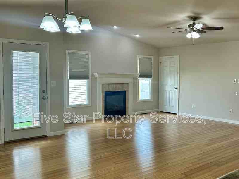 1408 School House Ln - Photo 2 of 22