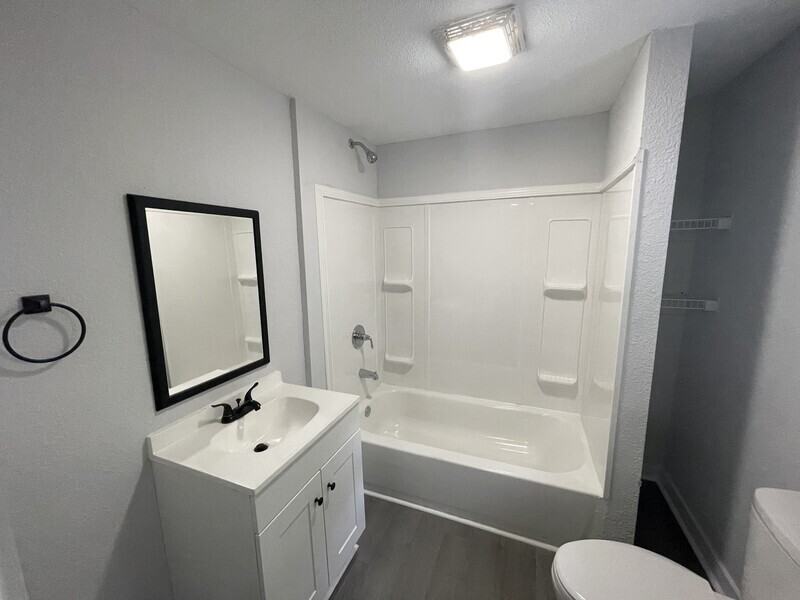 1621 Dora St - Photo 4 of 16