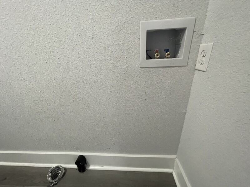 1621 Dora St - Photo 5 of 16