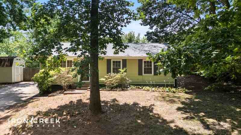 16 King Arthur Pl - Photo 2 of 26