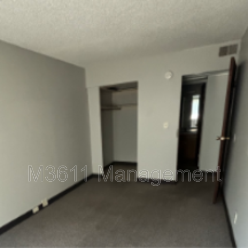 1616 E St #3 - Photo 3 of 5