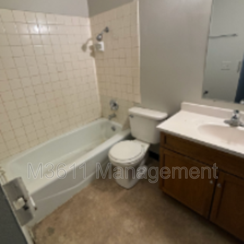 1616 E St #3 - Photo 5 of 5