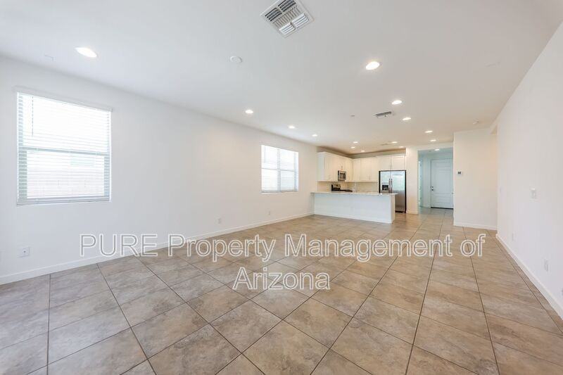 32002 N 125th Ln - Photo 7 of 33