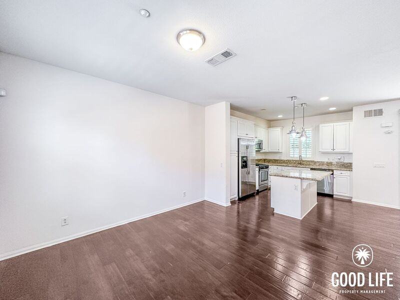 1823 Peach Ct #3 - Photo 5 of 26