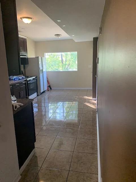 5032 South Marshfield Avenue - Photo 2 of 12