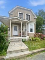 featured image of 9 Lund St