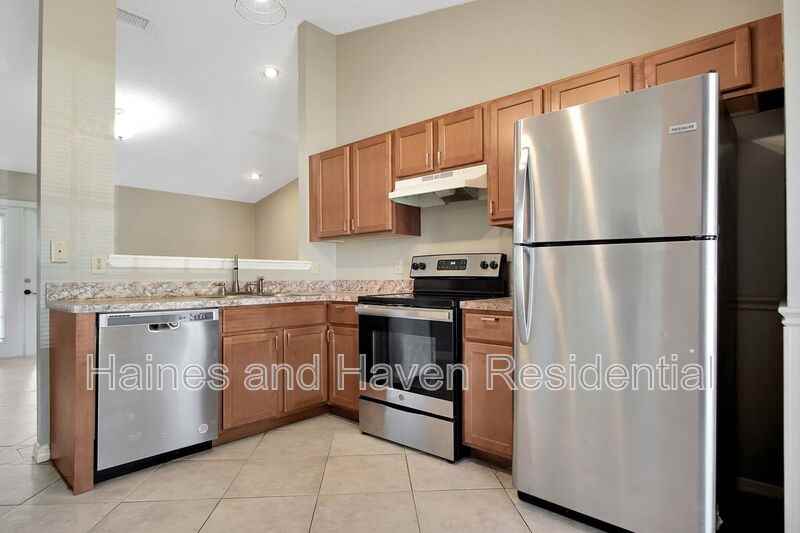 4113 Eagle Feather Dr - Photo 6 of 32
