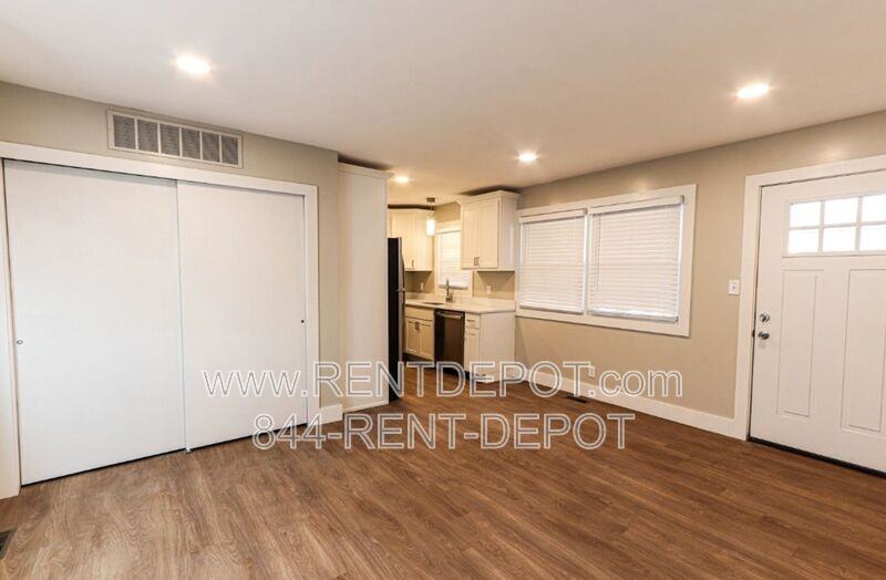 1330 Se 2nd St #112 - Photo 3 of 7