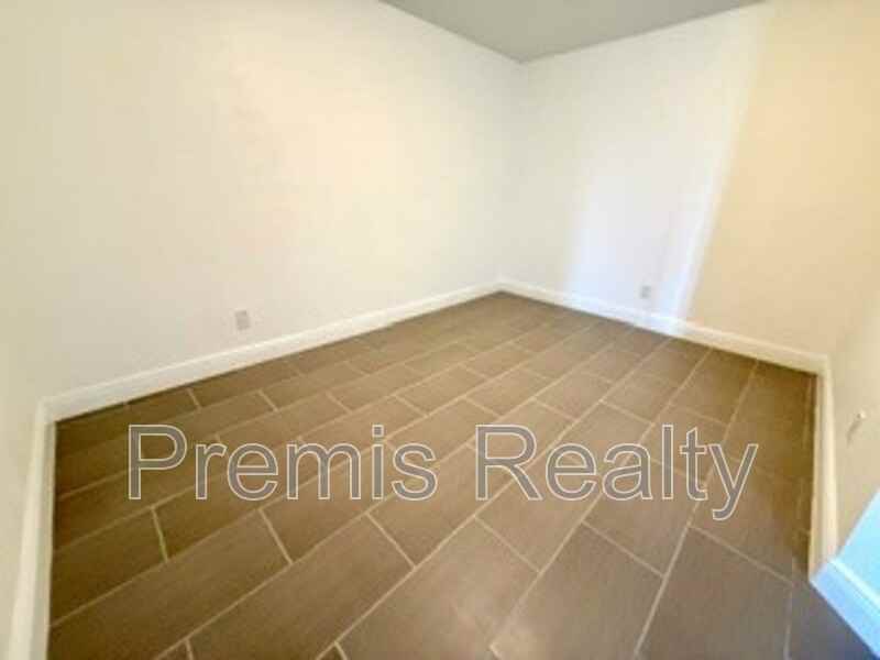 14820 Rue De Bayonne #404 - Photo 4 of 15