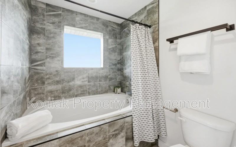 454 S Buffalo Ranch Rd - Photo 6 of 50