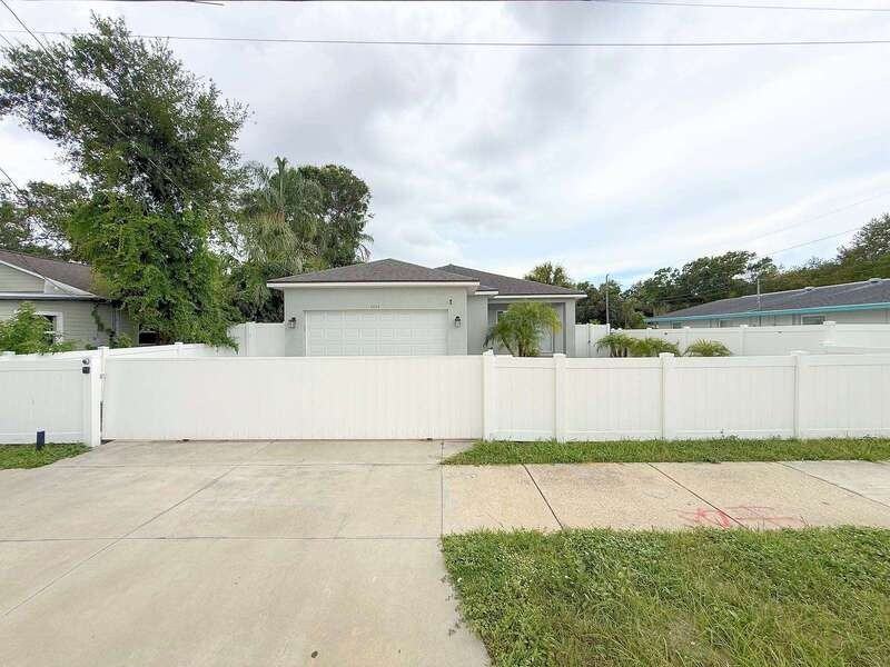 6690 54th Ave N - Photo 3 of 50