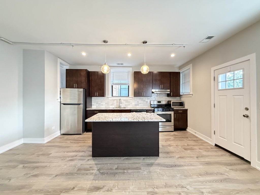 1134 Maple Ave #3 - Photo 2 of 21