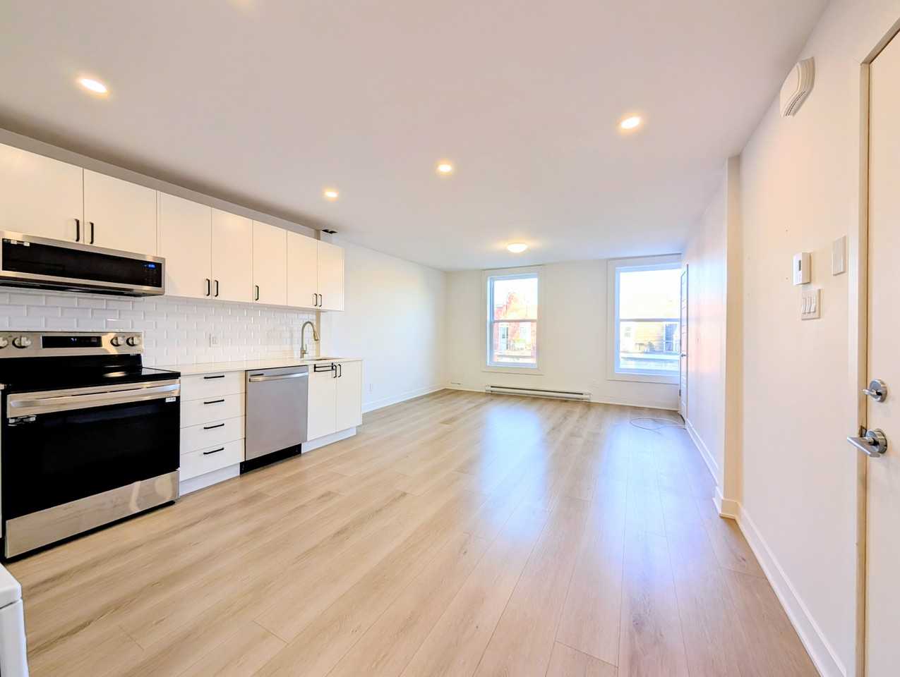 3811 Rue Evelyn - Photo 2 of 20
