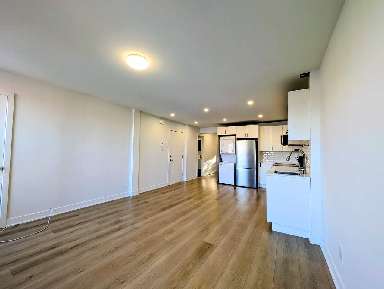 3811 Rue Evelyn - Photo 4 of 20
