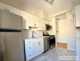 featured image of 2001 Commonwealth Ave #34