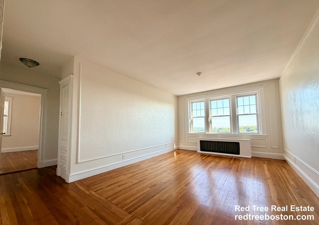 2001 Commonwealth Ave #34 - Photo 4 of 22