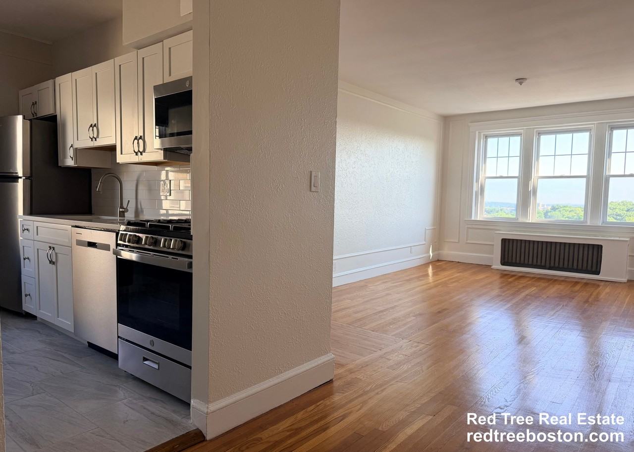 2001 Commonwealth Ave #34 - Photo 5 of 22