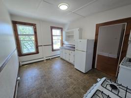 featured image of 32 Railroad Ave