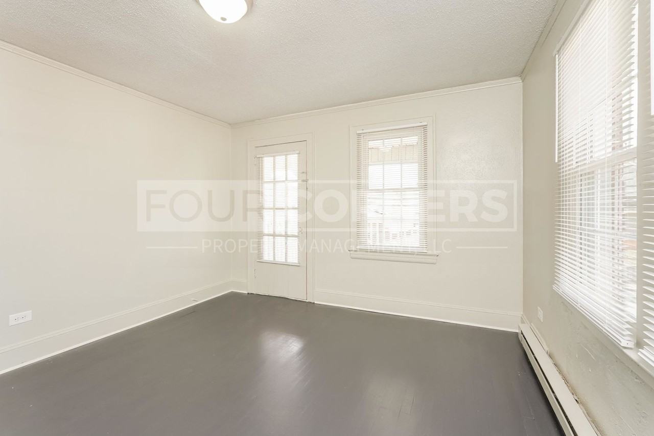 1007 South Main Street - Photo 4 of 20