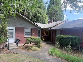 8650 Sw Canyon Ln - Photo 1 of 1