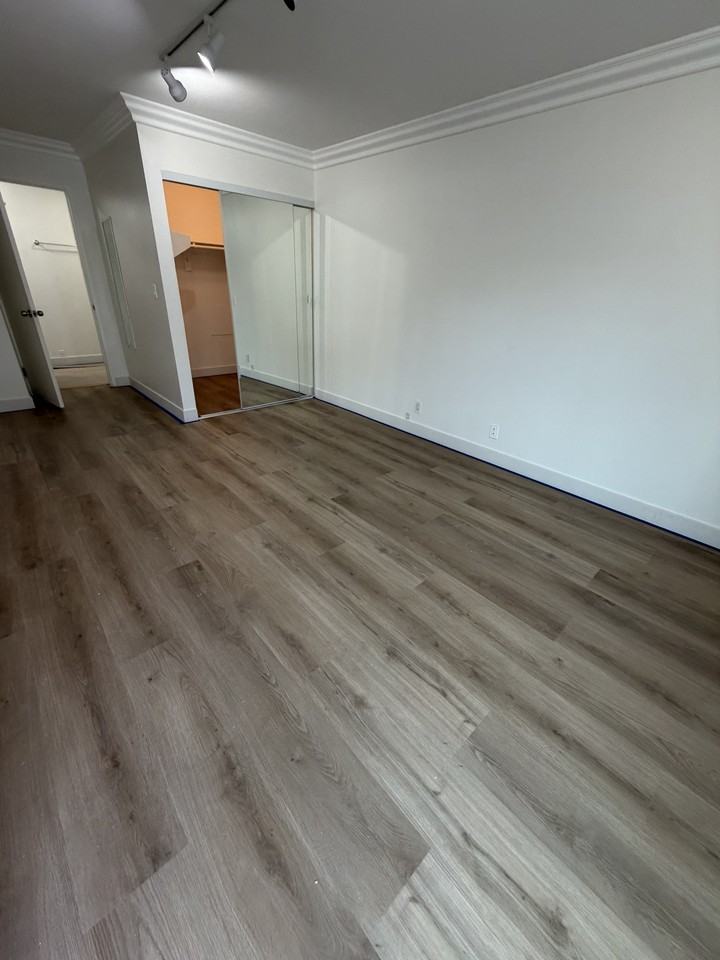 1418 14th Street - Photo 3 of 12