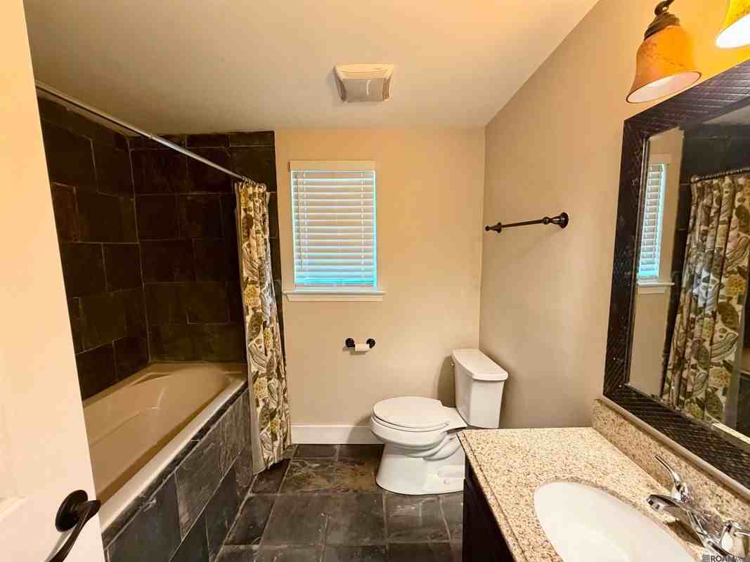 26084 Pichon Rd - Photo 7 of 20