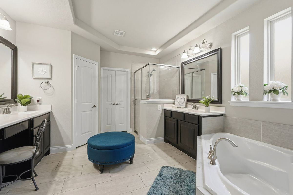 10311 Silver Shield Way - Photo 3 of 23