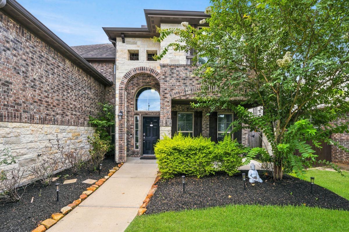 10311 Silver Shield Way - Photo 4 of 23