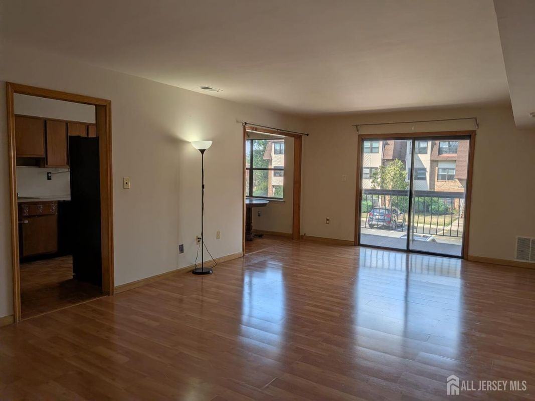 1714 Raspberry Ct - Photo 7 of 17