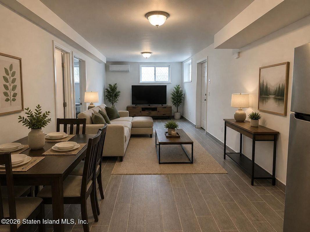 323 Nicholas Ave - Photo 5 of 10