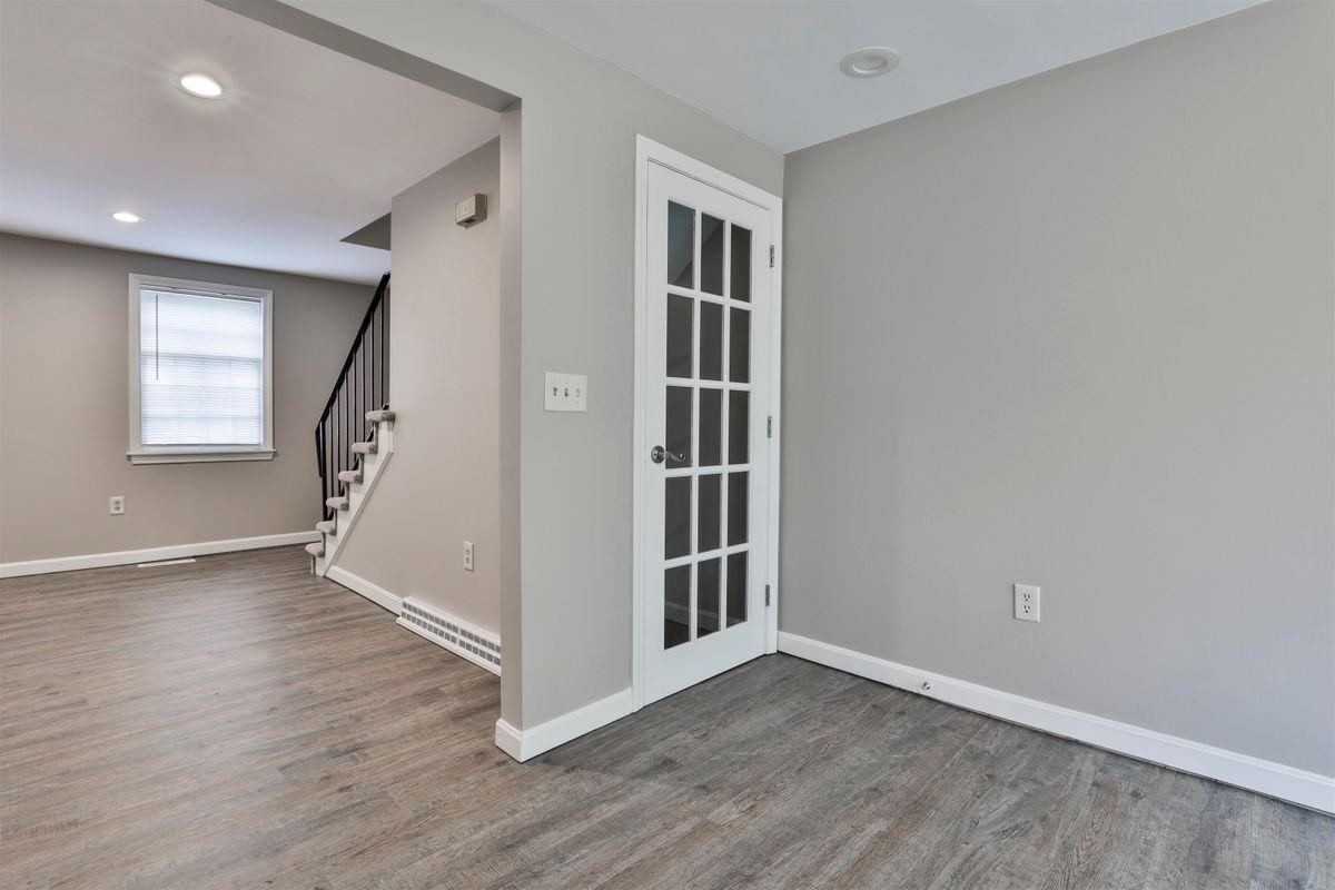 37 Cannongate Iii - Photo 5 of 25
