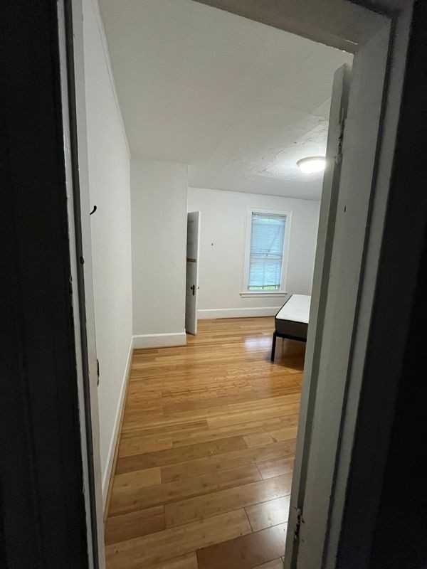 302 Willow St ##2b - Photo 2 of 7