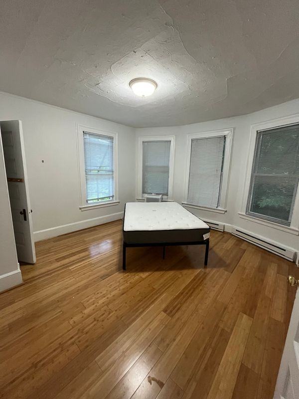 302 Willow St ##2b - Photo 3 of 7