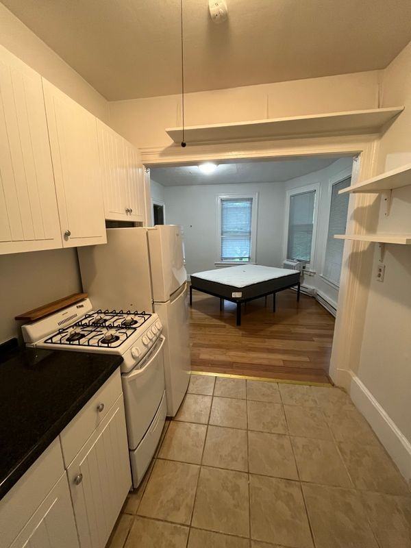 302 Willow St ##2b - Photo 5 of 7